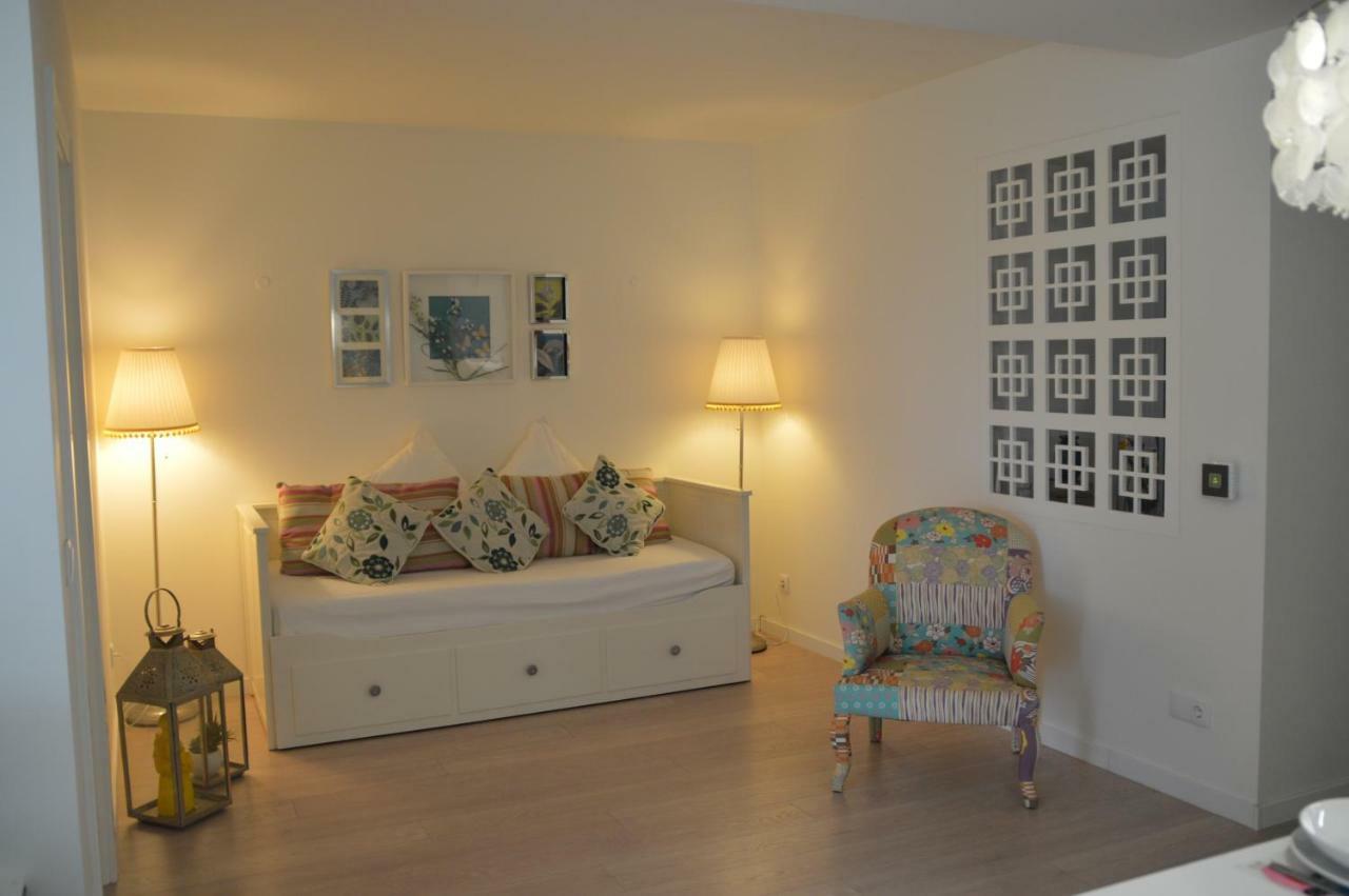 Amazing Beach & Pool Apartment With Garden Sesimbra Luaran gambar