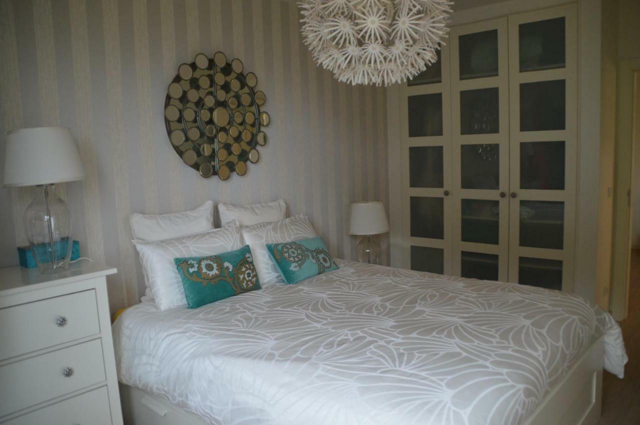 Amazing Beach & Pool Apartment With Garden Sesimbra Luaran gambar