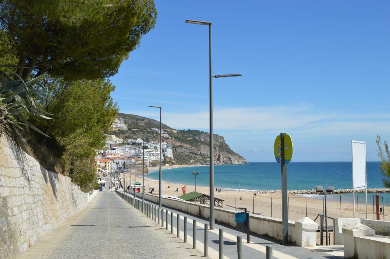 Amazing Beach & Pool Apartment With Garden Sesimbra Luaran gambar