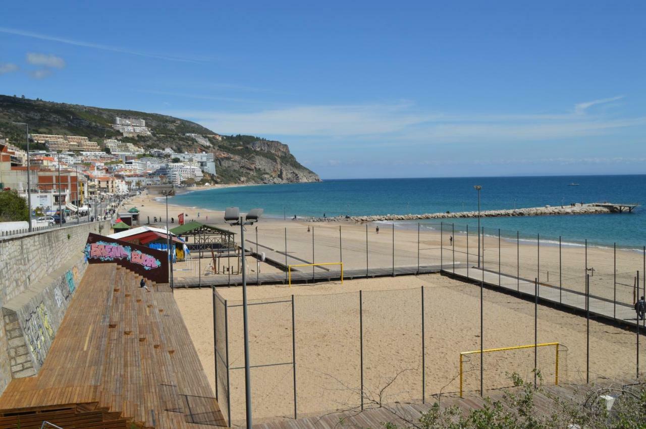 Amazing Beach & Pool Apartment With Garden Sesimbra Luaran gambar