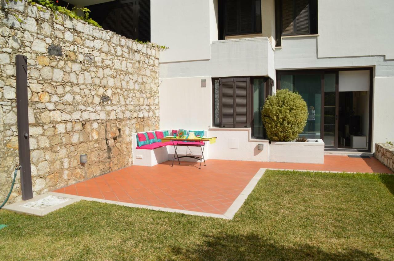 Amazing Beach & Pool Apartment With Garden Sesimbra Luaran gambar