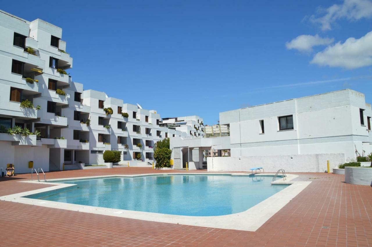 Amazing Beach & Pool Apartment With Garden Sesimbra Luaran gambar